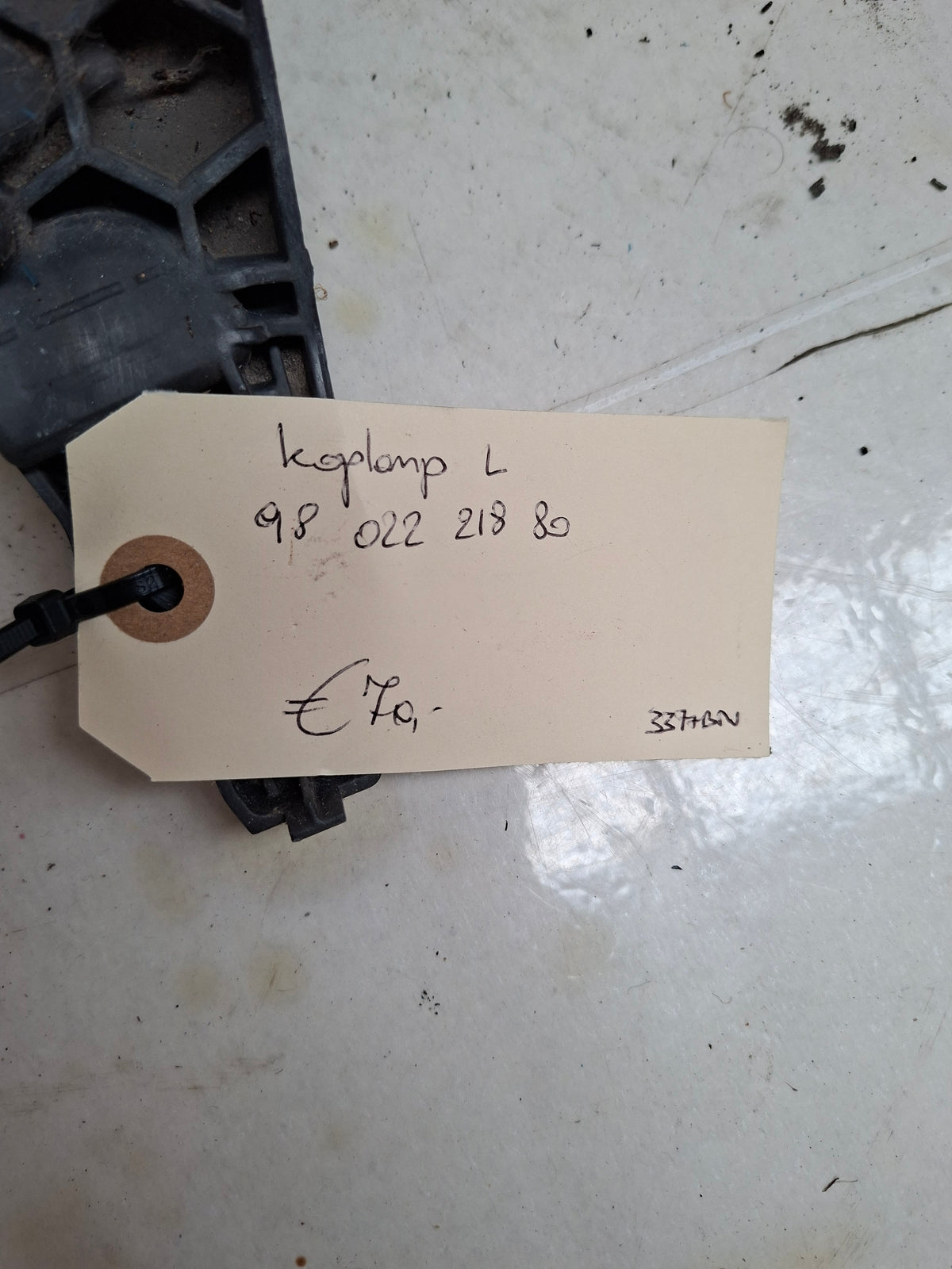 Originele koplamp links voor van een Peugeot 208 (OEM 98 022 218 80), bouwjaar 2013
