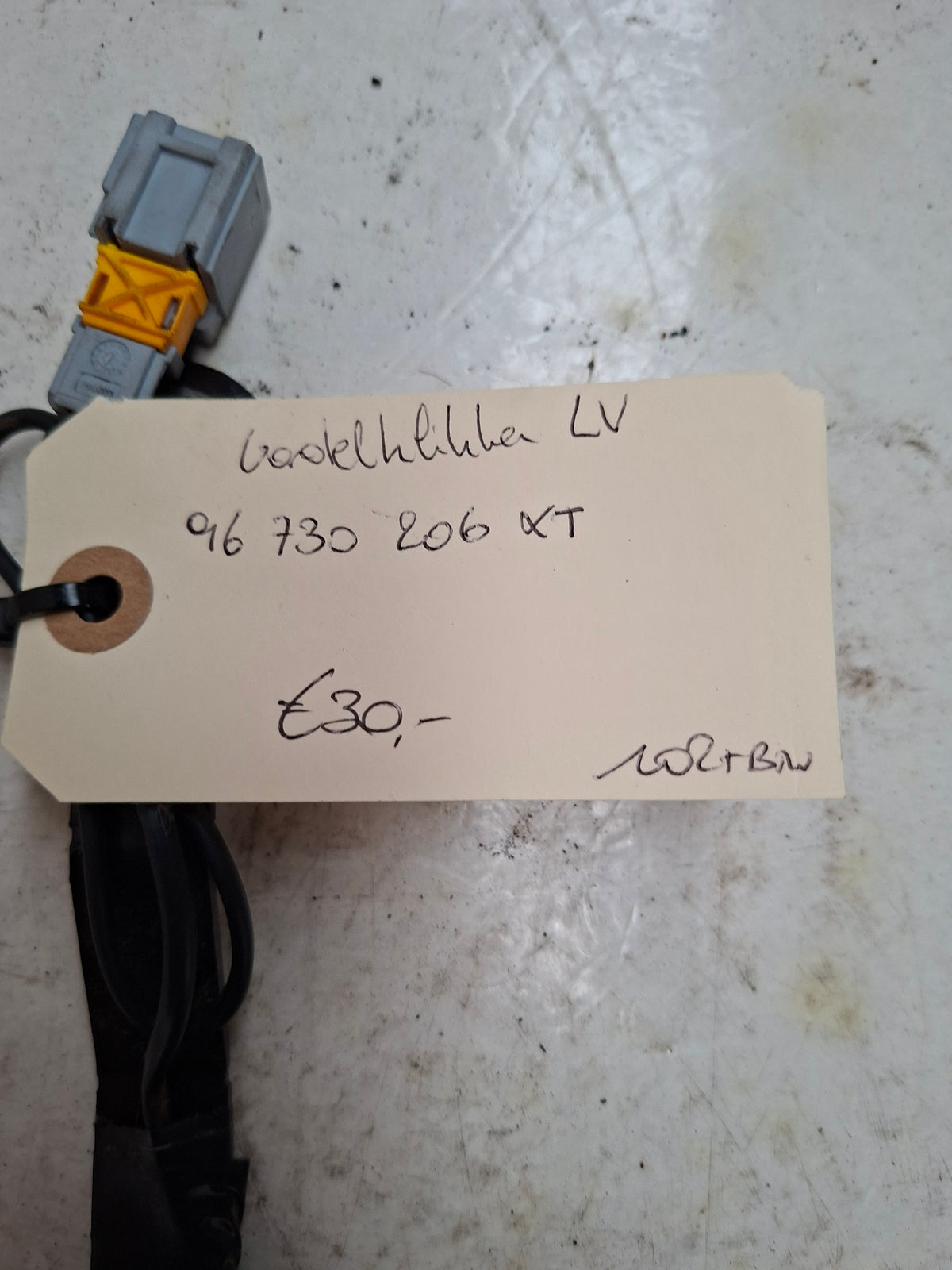 Gordelklikker links voor Peugeot 208 (96 730 206 XT)