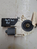 Originele raammechanismemotor rechts voor van een Peugeot 407 (OEM 9222 Y6), bouwjaar 2006