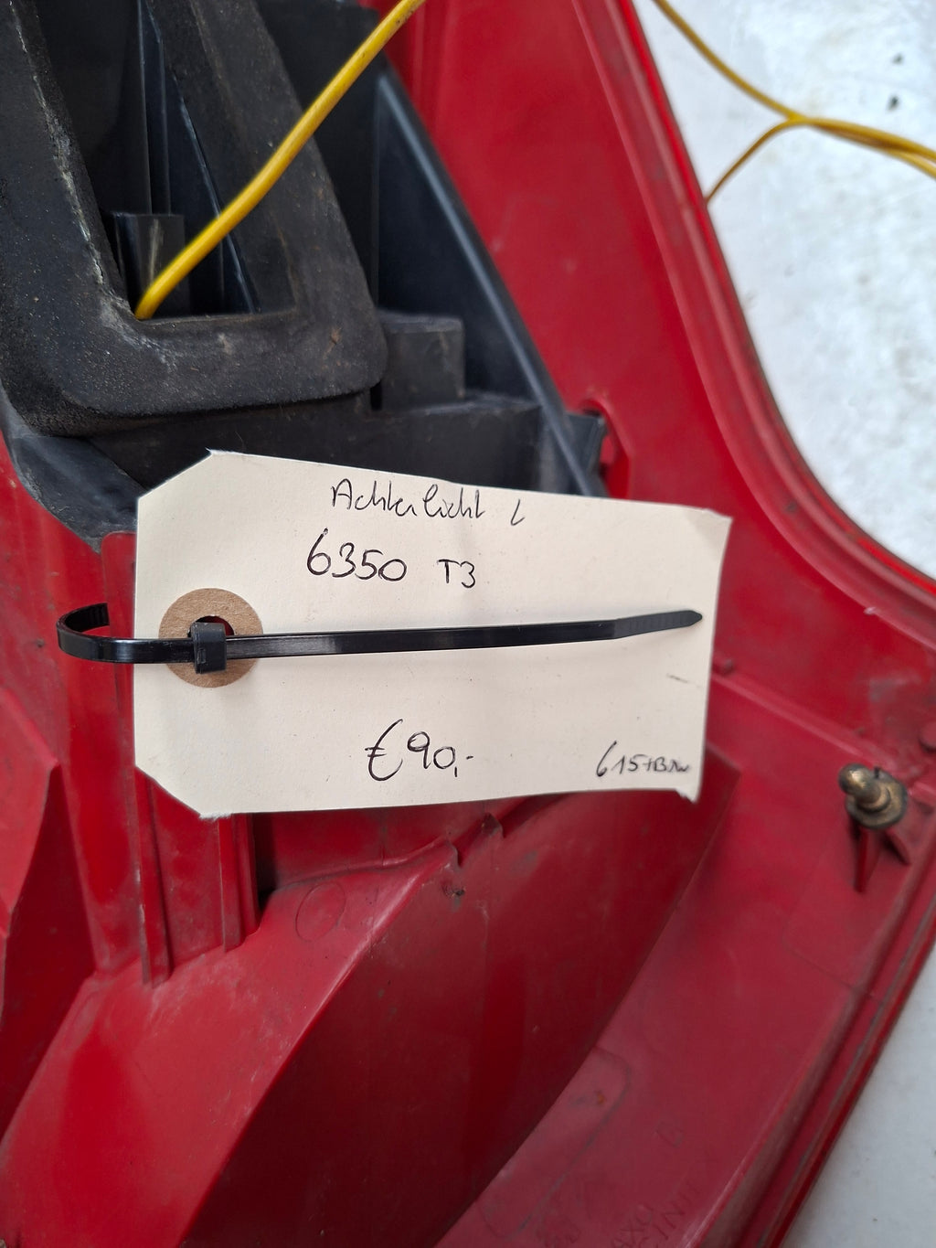 Origineel achterlicht links van een Peugeot 407 (OEM 6350 T3), bouwjaar 2006