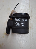 Originele luchtmassameter van een Peugeot 407 (OEM 1920 GV / 16 108 746 80), bouwjaar 2006