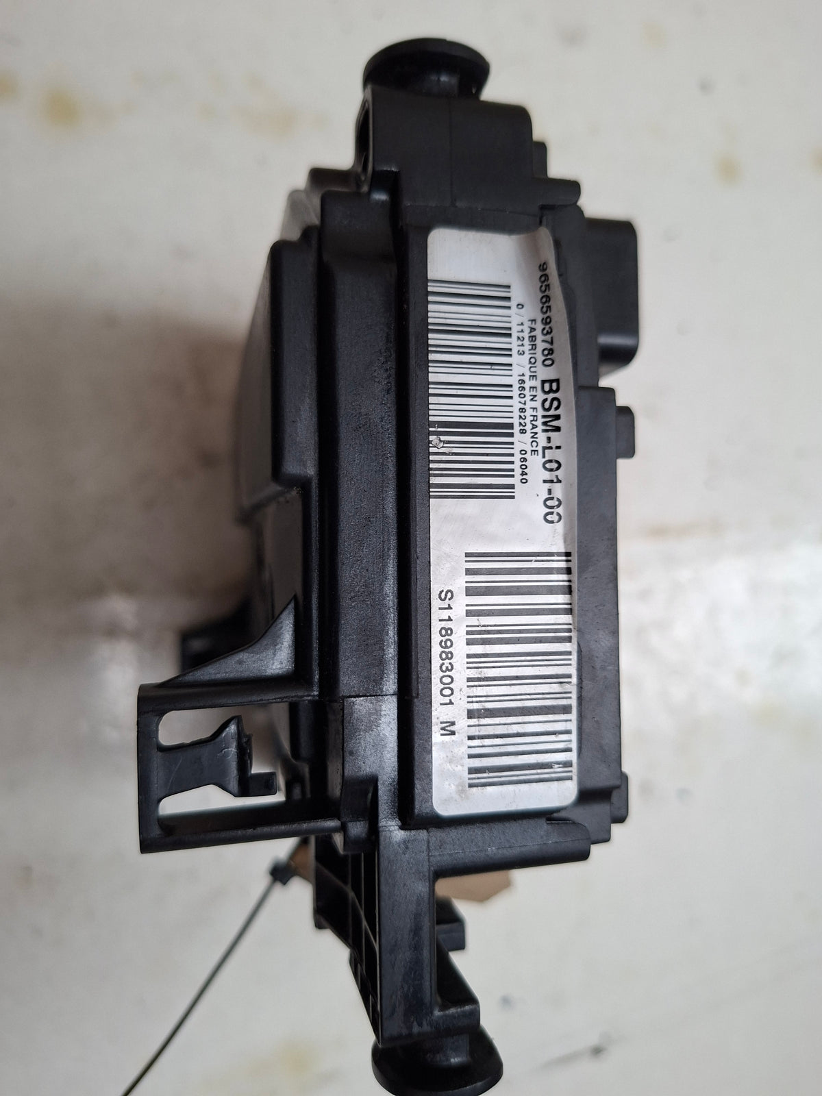 Originele BSM module van een Peugeot 407 (OEM 6500 AY / 6500 CG), bouwjaar 2006