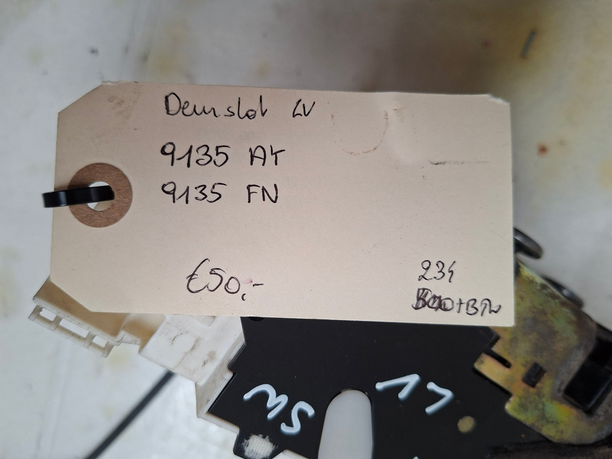 Origineel deurslot links voor van een Peugeot 407 (OEM 9135 AY / 9135 FN), bouwjaar 2006
